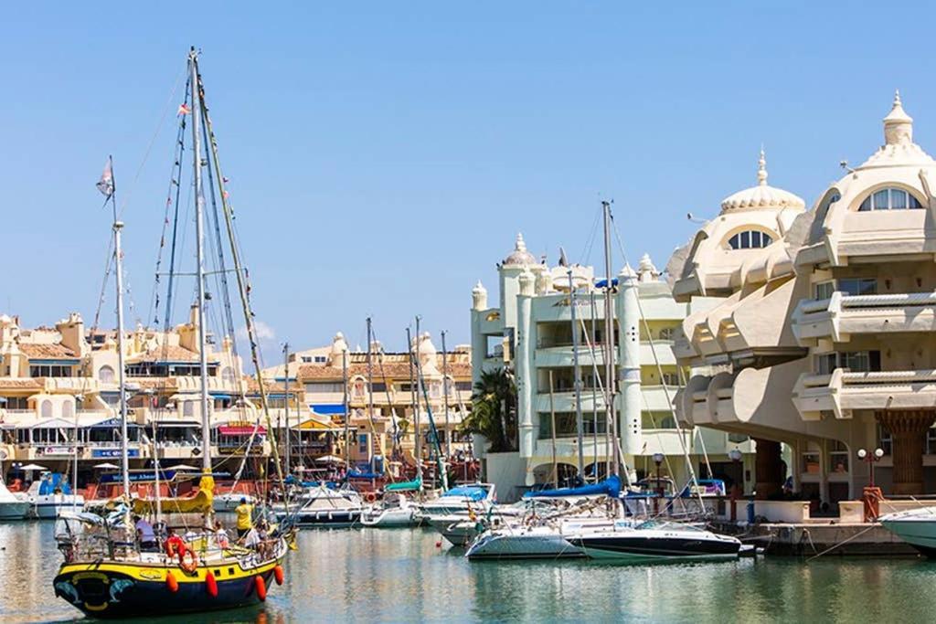Apartmán Apartamento Junto Al Mar En Puerto Marina Benalmádena Exteriér fotografie